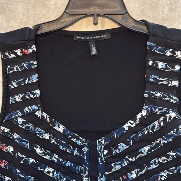 White House Black Market Sleeveless Multi-Color Squared-V-Neck Shell -Size L - Picture 4 of 10
